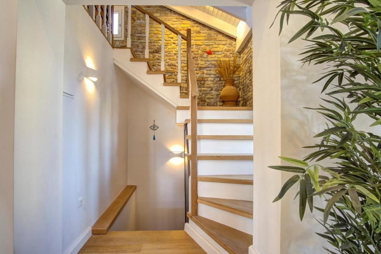 The Heritage Penthouse! Old Centre Appartement